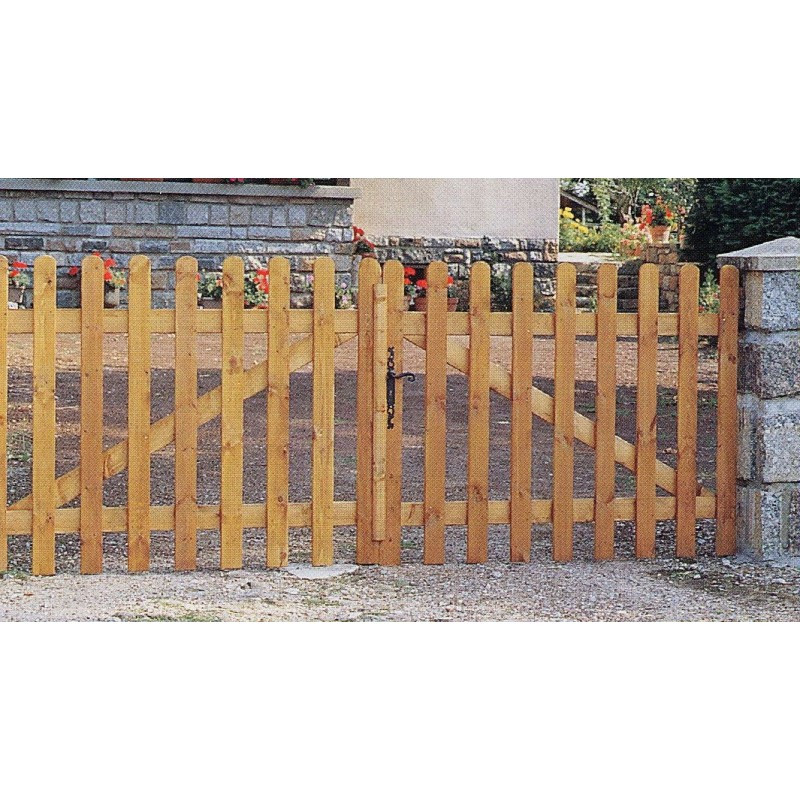 Portail en pin 3m hauteur 1,2m Portail en pin 3m hauteur 1,2m